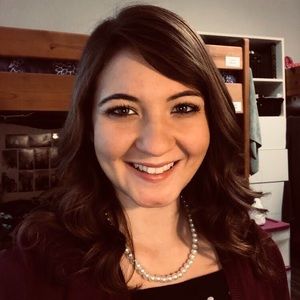 Meet your Posher, Victoria